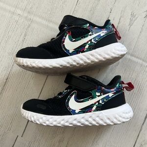 Nike revolution toddler shoes